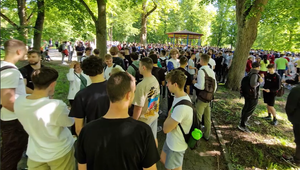 Na strednej škole našli v spame vyhrážnú správu, školu evakuovali