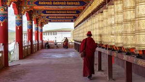Čarovné Yarchen Gar: Jedno z najväčších svetových budhistických centier v Tibete