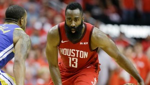 Presne pred rokom James Harden prepísal históriu NBA