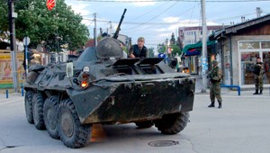 Krvavé nepokoje v Macedónsku. Albánci sa obávajú rozšírenia konfliktu