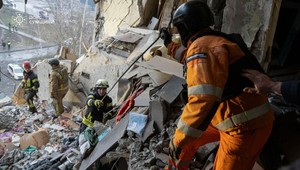 1072. deň na Ukrajine: Útok ruského dronu na dom v meste Sumy si vyžiadal najmenej šesť mŕtvych