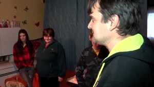 Darované Vianoce: Invalidná dôchodkyňa s tromi deťmi žije v maštali. Na mesiac im ostáva 120 eur