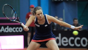 Cibulková zdolala Wozniakovú, vybojovala rozhodujúci bod