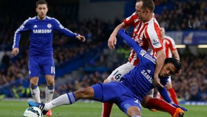 Megatrapas gólmana Chelsea! Adam mu strelil gól z vlastnej polovice!