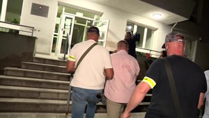 Vojna v polícii pokračuje, policajná inšpekcia zadržala dvoch členov NAKA