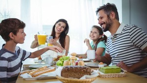 V slovenských domácnostiach nesmú na raňajky chýbať chlieb a pečivo, ukázal prieskum