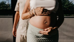 Prvé dieťa na svete začalo s liečbou zriedkavého nevyliečiteľného ochorenia už v maternici!