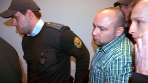 Strelec z Bolerázu dostal 24 rokov. Odvolal sa on aj prokurátor