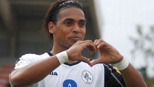 VIDEO. Ten ich ale vystrihol! Pozrite si ozaj lahôdkové nožničky