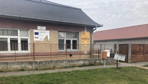 So zbraňou v ruke prepadol poštu. Z miesta si odniesol tisíce eur