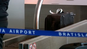 Niektoré európske letiská hlásia málo personálu a problémy s batožinami. Čo robiť, ak sa tá vaša stratí?