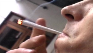 V Česku zúri nebezpečná droga. Z ľudí robí zombíkov s kamennou tvárou