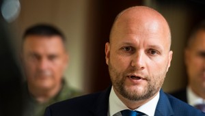 Naď sa zamýšľa nad koncom v politike: OĽaNO by utrpelo dvojnásobne a Sulík by získal dôležitú zbraň, hovorí Koziak