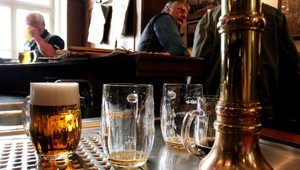 Marek (23) z Humenného vytiahol v motoreste pištoľ