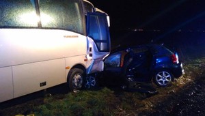 Tragická nehoda si vyžiadala život vodičky. Jej 17-ročná dcéra skončila v nemocnici