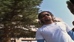 Krutá videopomsta Slenaříkovej Karembeuovi...