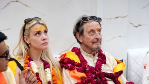 Musk pri roztržke s Trumpom konal v strese a urobil chybu, myslí si jeho otec