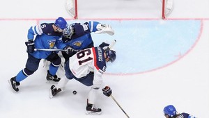 Saros na MS stále neinkasoval. Už dvakrát vynuloval Slovákov