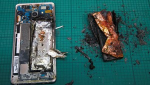 Samsung pochoval smartfóny Galaxy Note 7, vybuchovali aj horeli