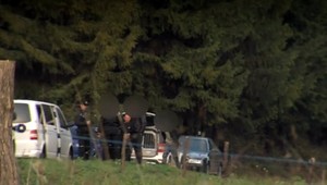 Polícia zasahovala v lese neďaleko Sniny: Zadržali 12 migrantov z rôznych krajín, medzi nimi aj deti