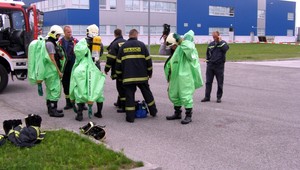 V Šamoríne evakuovali obyvateľov, unikal dusík