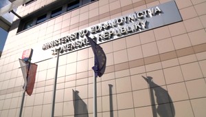 Aj ministerstvá kontrolujú režim OTP zamestnancov. Kontrole podliehajú aj samotní ministri