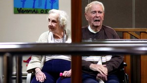 Do dôchodku sa pôjde opäť o trochu neskôr