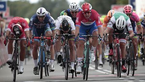 Sagan tretí v 1. etape na Eneco Tour, víťazom Groenewegen