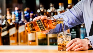 Spoločnosť Diageo plánuje investovať desiatky miliónov eur do whisky turizmu v Škótsku