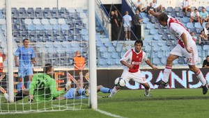 V letnom tempe zvíťazil HUSTÝ Ajax na Slovane 2:1