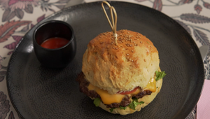 Hlavné jedlo: Poschodová krava