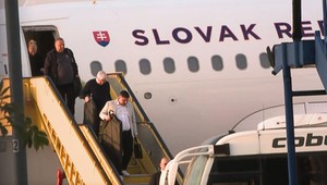 Vládny špeciál s delegáciou z Vietnamu pre poruchu skončil v Kazachstane. Jej členovia smerujú do Bratislavy "na vlastnú päsť"