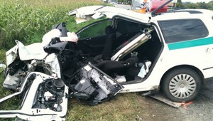 Zrážka policajtov s kamiónom. Zomrel slovenský reprezentant