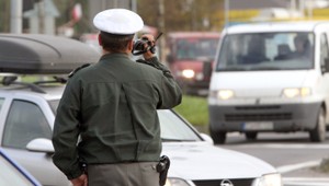 Alkohol tester v povinnej výbave auta