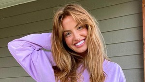 Kráska svojej mame sľúbila, že si oblečie slušné plavky: Keď ich uvidíte zozadu, odpadnete!