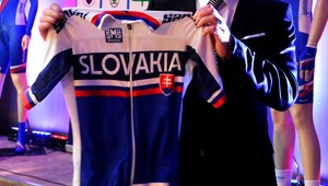 V tomto drese budú jazdiť Sagan a spol. Páči sa vám?