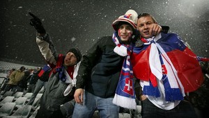 Fanúšikovia Slovenska  "z Poľska" zadarmo na USA aj Čile
