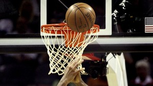 Prvá prehra Atlanty košom pol sekundy pred koncom