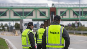 Malé hraničné priechody medzi Rakúskom a Slovenskom od polnoci opäť otvoria