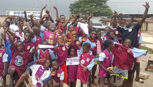 Rarita: africká dedina, v ktorej všetci fandia Aston Ville