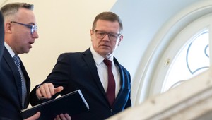 Kmecov úrad pozastavil podpisovanie inovačných dotácií kvôli auditu