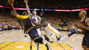 Golden State v ústrety titulu. Nad Clevelandom vedú 2:0