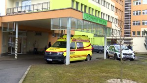 Nešťastie v rodinnom dome. Podľa informácií TV JOJ mala šiestačka základnej školy dobodať mamu