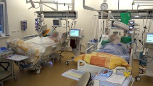 Neočkované rodičky s Covid-19: Lekári museli a musia bojovať nielen o životy žien, ale aj ich detí