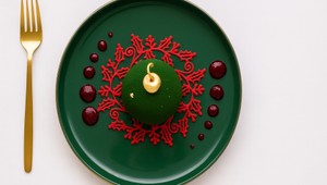 Medové rezy v podobe vianočnej gule