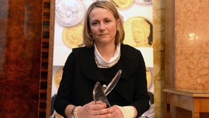 Učiteľka sa postavila do cesty autu, ktoré sa rútilo na ňu a štyri deti. Chlapčeka ochránila vlastným telom