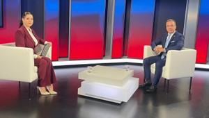Erik Tomáš v POLITIKE 24: Rozpočet na rok 2027, komunálne voľby  aj situácia v Hlase