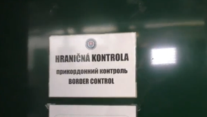 Mladý muž netušil, že ho na pohraničí sleduje dron. Úteky Ukrajincov evidujú každý deň