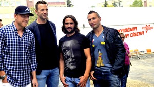 Zámorie či domovina? Túto dilemu riešia slovenské hokejové esá