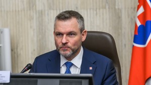 Po zasadnutí Bezpečnostnej rady prezident vyhlásil, že situácia v krajine je vážna